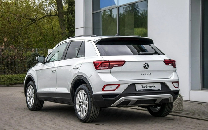 Volkswagen T-Roc cena 136900 przebieg: 5, rok produkcji 2024 z Mława małe 326